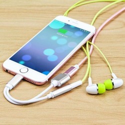 Codegen Apple Iphone Lightning + 3.5mm Stereo Dönüştürücü çoklayıcı Adaptör Cdg-cnv51